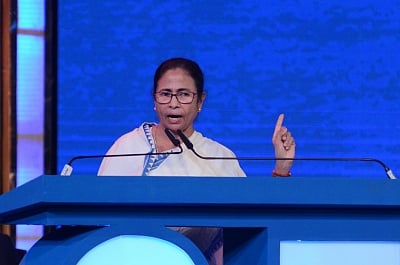 Kolkata: West Bengal Chief Minister Mamata Banerjee addresses at the inaugural session of the 25th Kolkata International Film festival, in Kolkata on Nov 8, 2019. (Photo: Kuntal Chakrabarty/IANS)
