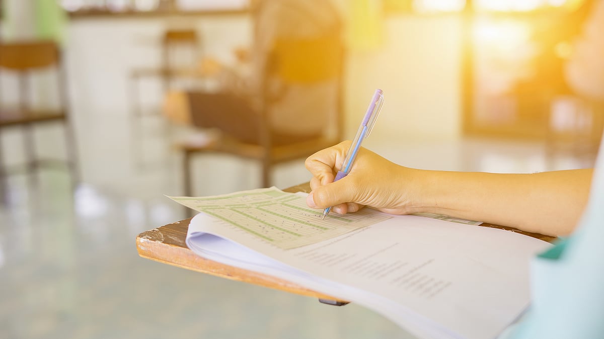 Check and Download CBSE Class 12 Economics Exam Sample Paper for 2020