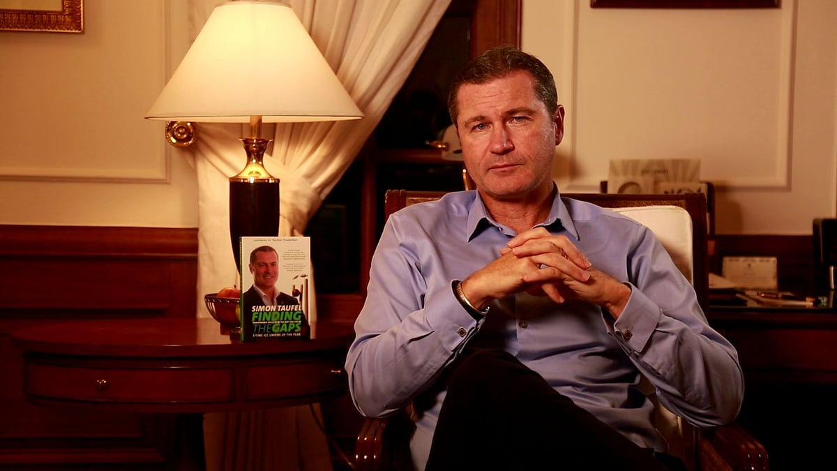 Former ICC Umpire, Simon Taufel.
