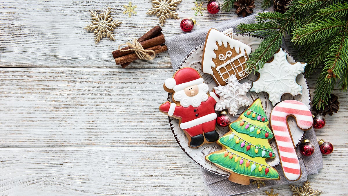 Avoiding the sugary snacks this Christmas can help you stay away from depression, suggest researchers.