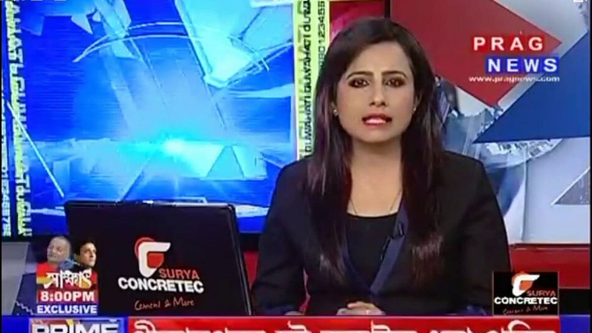 Assam police personnel beat up staffers of Prag News inside its office in Guwahati.&nbsp;