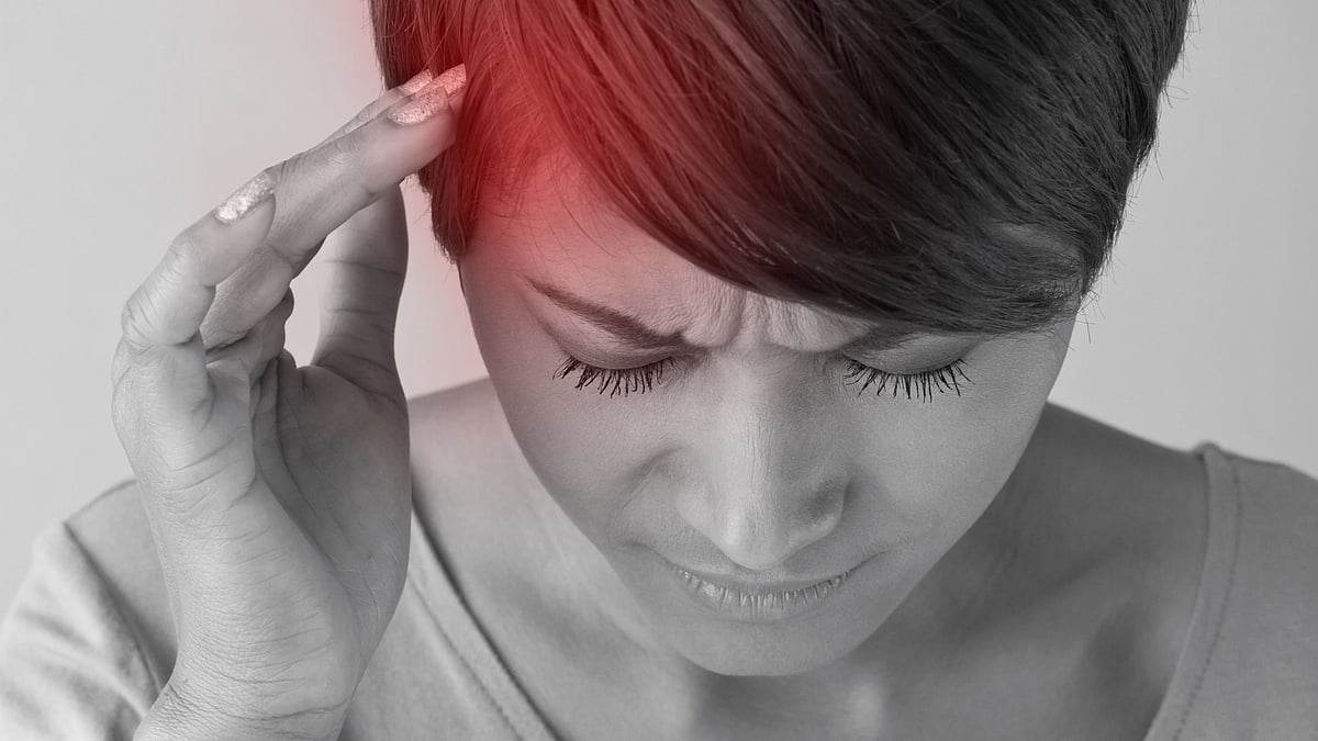 Early morning blue light exposure therapy can aid the healing process of people impacted by mild traumatic brain injury.