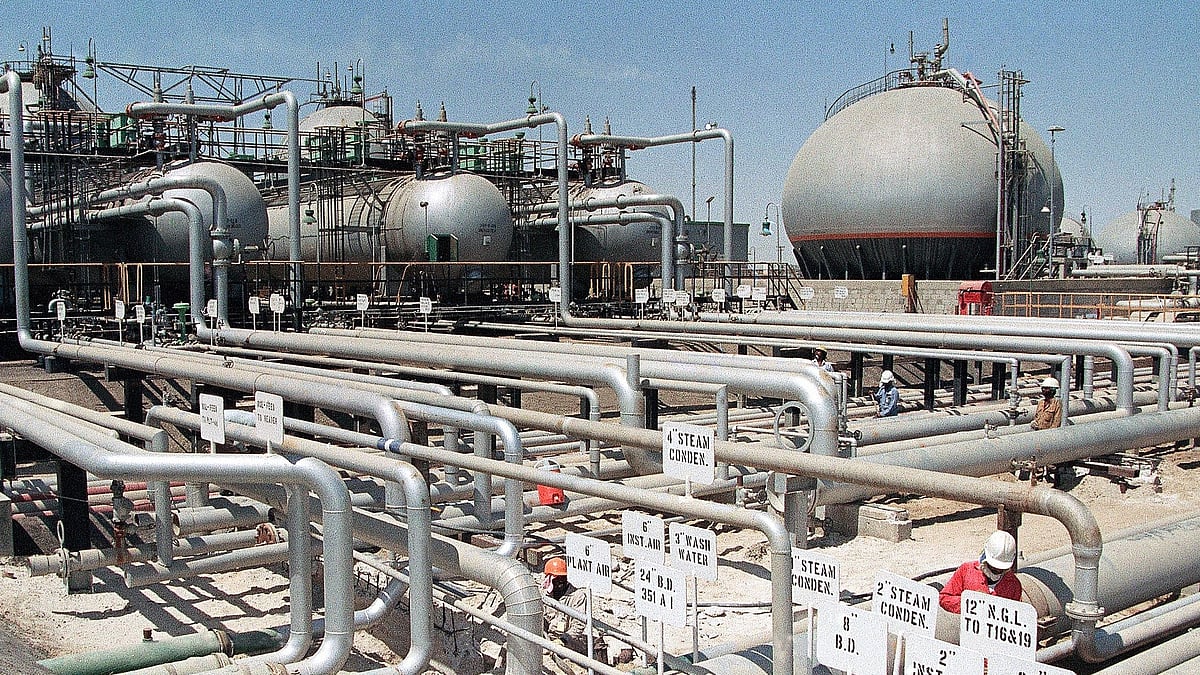 File photo of Aramco refinery at Ras Tannura, Saudi Arabia.