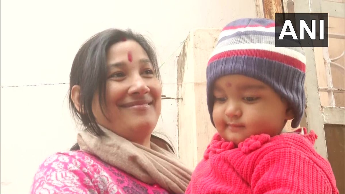 Ayra’s with her mother Ekta.