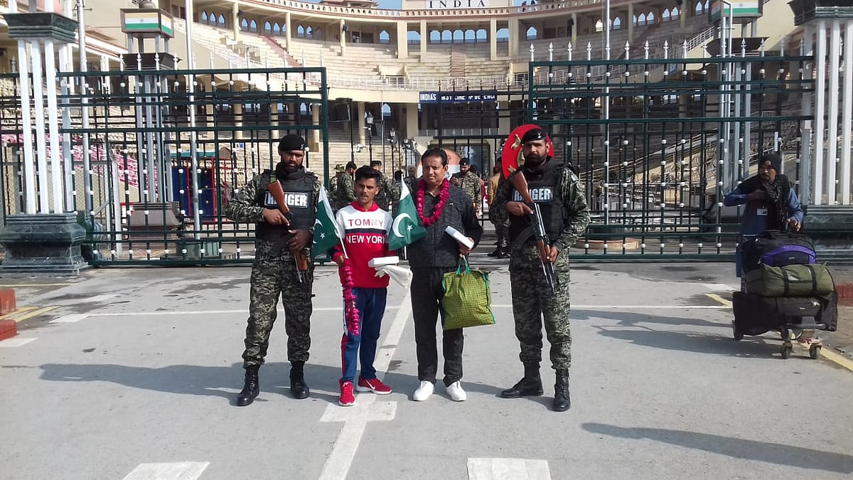 Sajjad was lodged in the Haider Detention Centre in Delhi, while Bilal was lodged in the Observation Centre in Punjab’s Hoshiarpur.&nbsp;