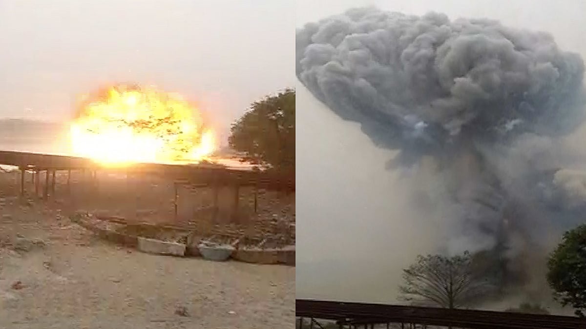 An enormous mushroom cloud went up several metres high as firecrackers, seized by police, went off while being defused on the banks of the Ganga.