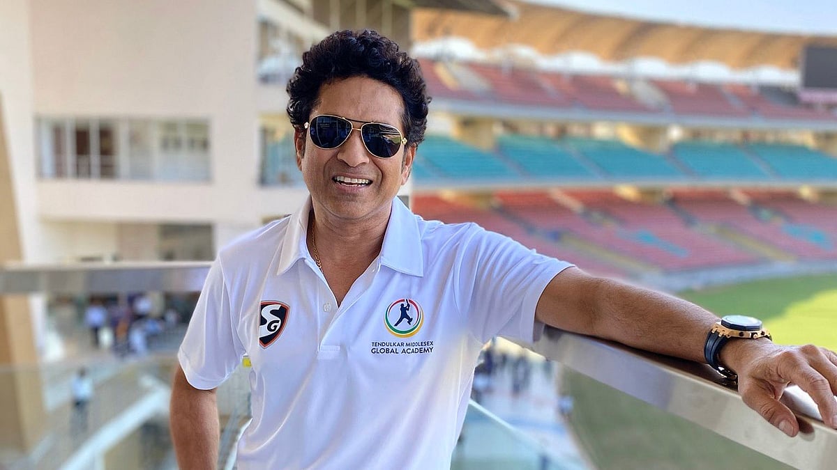 Batting legend Sachin Tendulkar is also the brand ambassador of IDBI Federal Life Insurance.