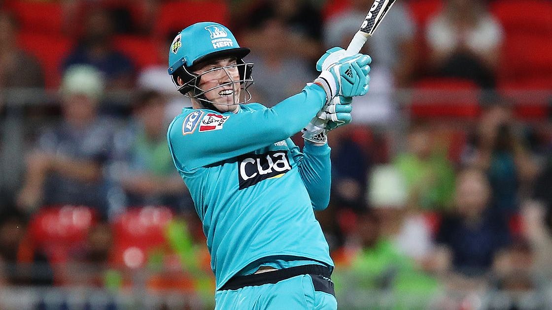 Tom Banton scored 56 off just 19 balls to help Brisbane Heat beat Sydney Thunder by 16 runs via D/L method.