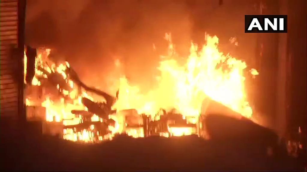 Rioters set shops on fire and pelted stones in Delhi’s Chandbagh area.