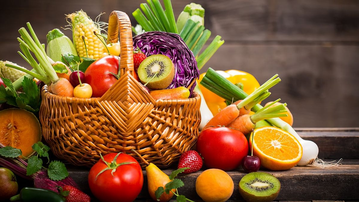 Less intake of fruits, vegetables can be a cause of anxiety.