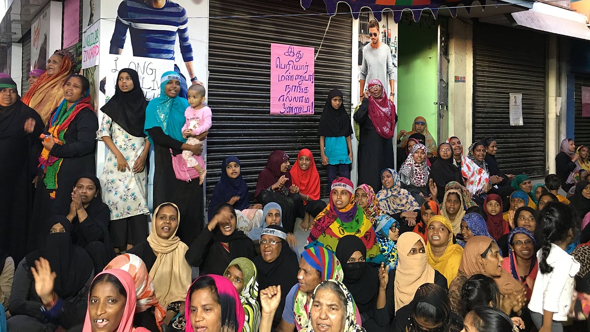 On 14 February, a number of people took to the streets in Washermanpet to protest against the CAA, NRC and NPR.