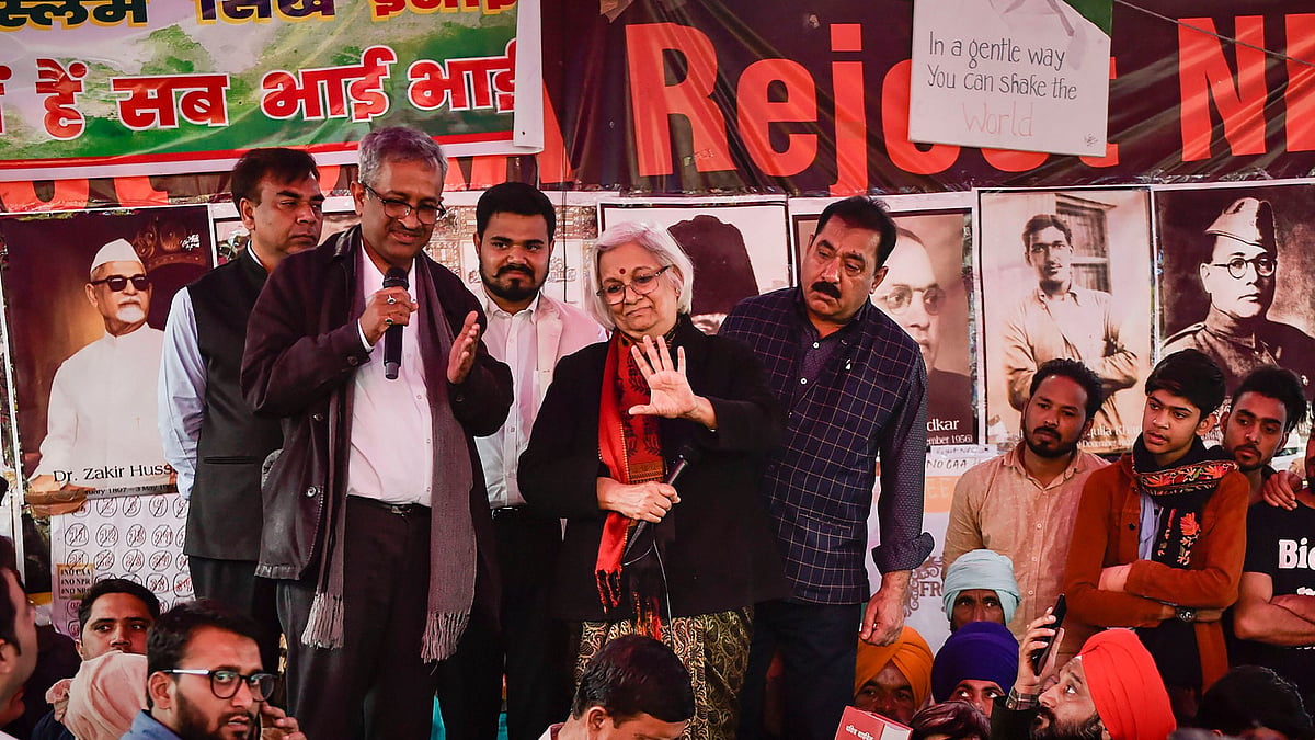 Sanjay Hegde and Sadhana Ramachandran at Shaheen Bagh on Wednesday, 19 February.
