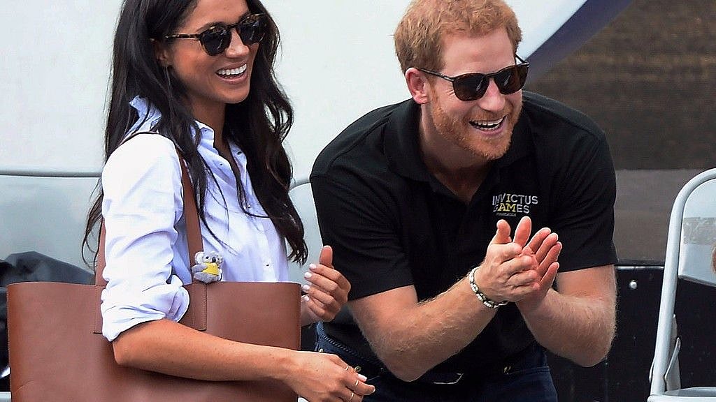 The two will no longer have an office at Buckingham Palace as they stop carrying out royal duties from 1 April. 
