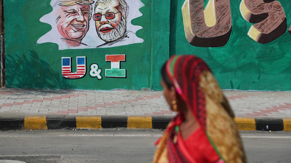 Graffiti painted on walls in Ahmedabad.