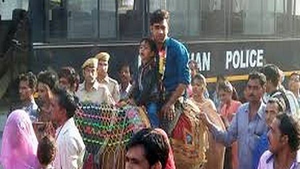 story-hero-img