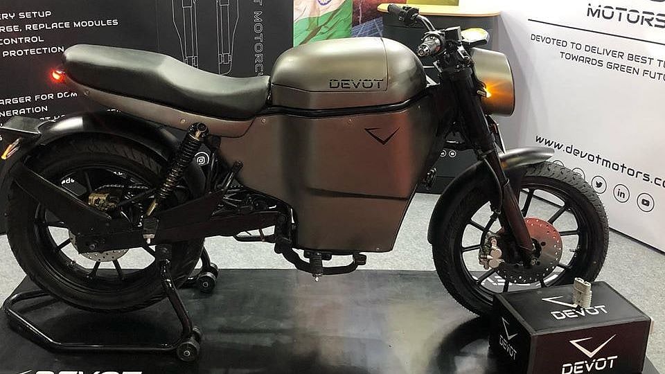 Many India-based startups are looking to enter the electric two-wheeler market.
