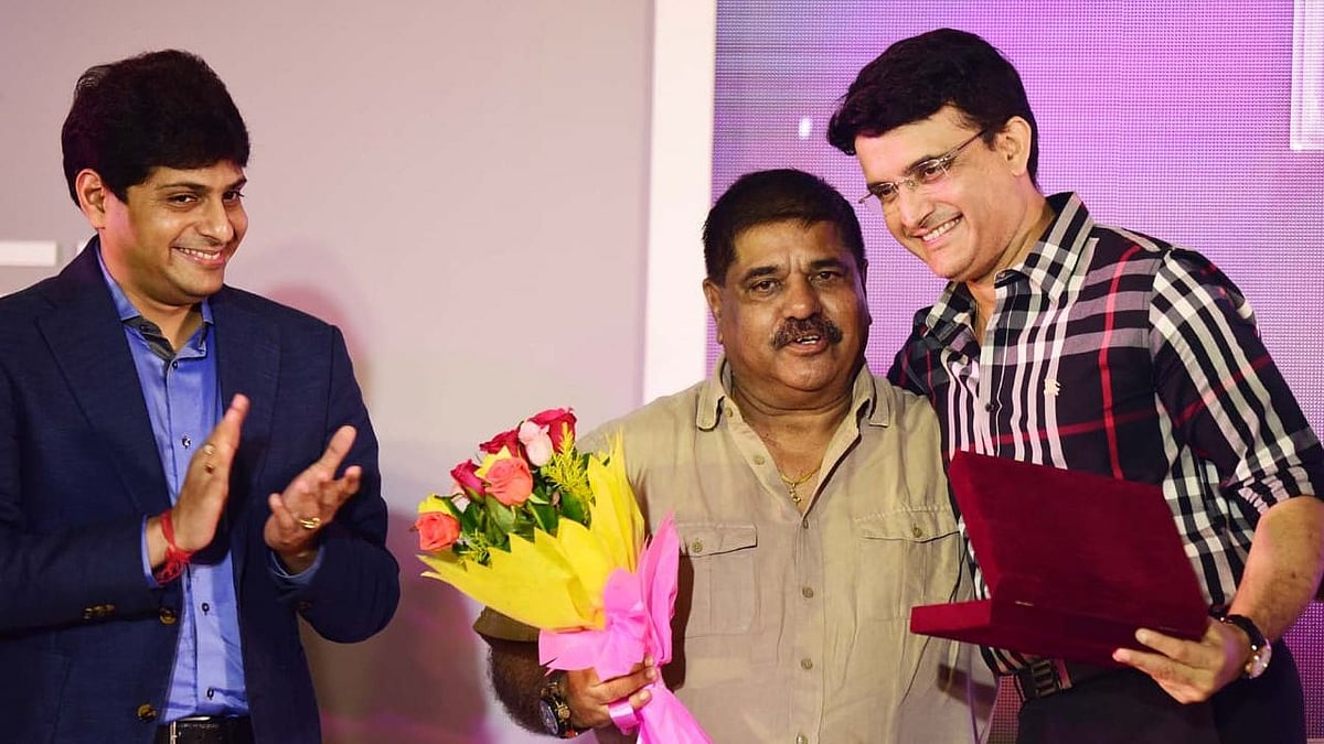 Ashok Malhotra (centre) is the Indian Cricketers’ Association president.