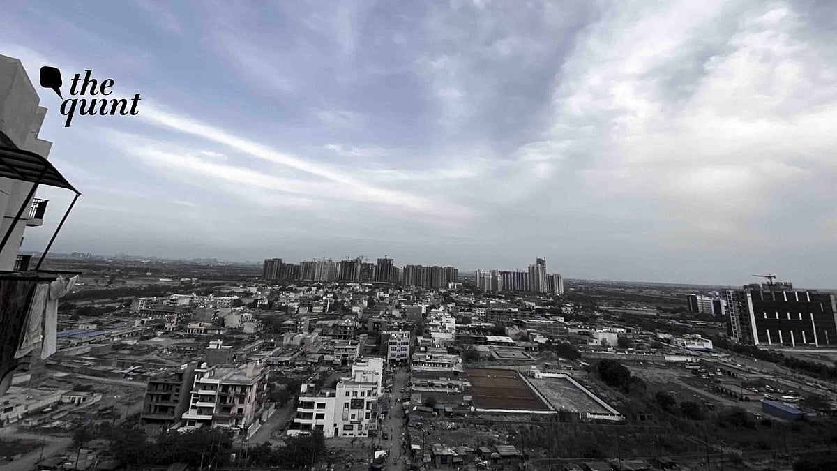 An apartment complex in Sector 137 Noida has been sealed. 