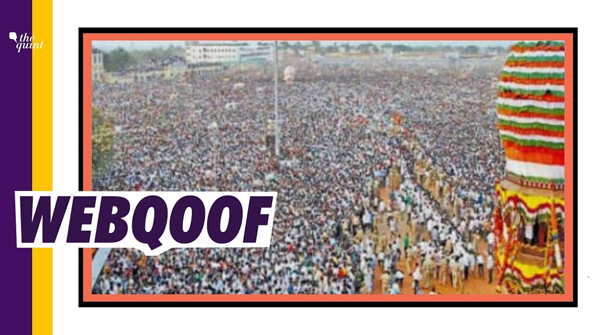 An image from the Siddhalingeswara temple chariot festival in Karnataka’s Kalaburgi is being shared to claim that it shows thousands of people who came out to celebrate the festival.