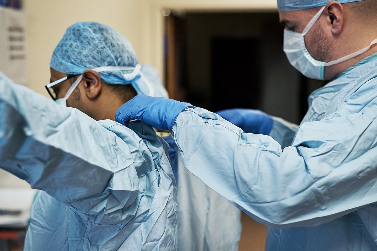 What all goes into a PPE? Doctors demonstrate.