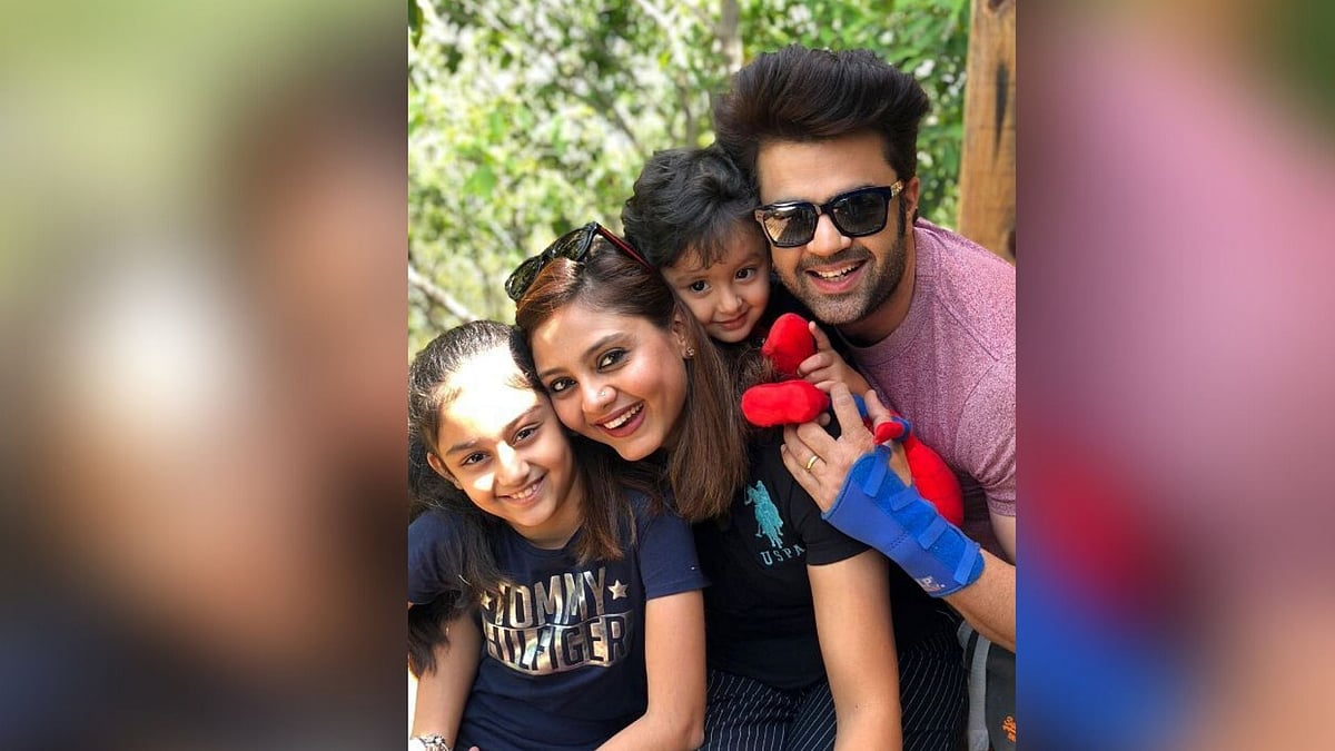Maniesh Paul and his family.