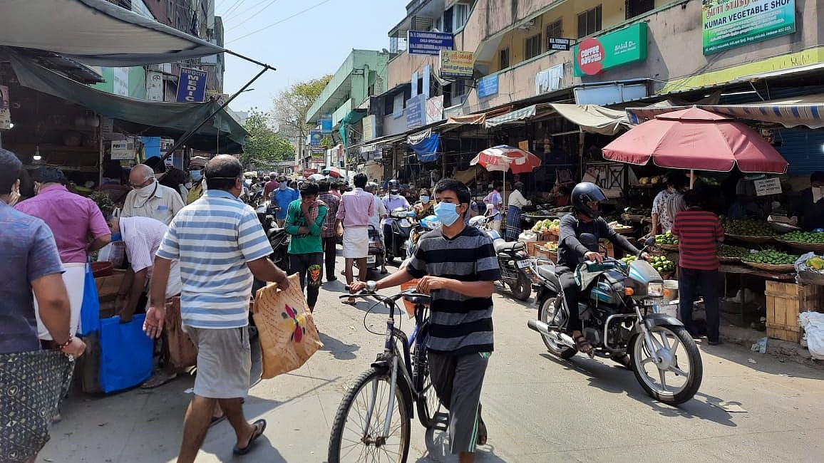 Mambalam market in Chennai crowded with people as a complete Lockdown has been announced from tomorrow for 4 days .&nbsp;