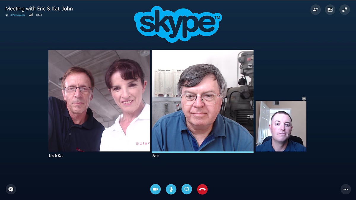 Skype Meet does not require any user to sign up. 