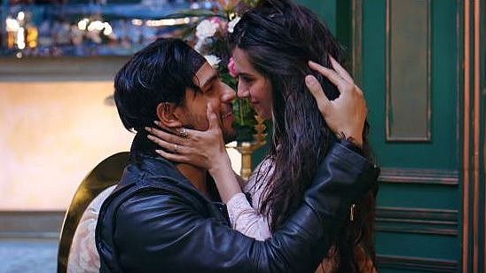 Sidharth Malhotra and Tara Sutaria in ‘Masakali 2.0’