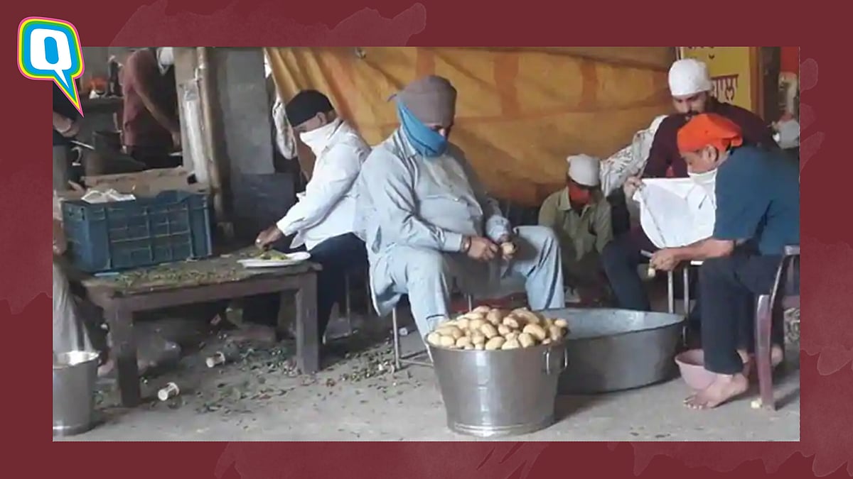  Behala Gurudwara in Kolkata feeding people during lockdown