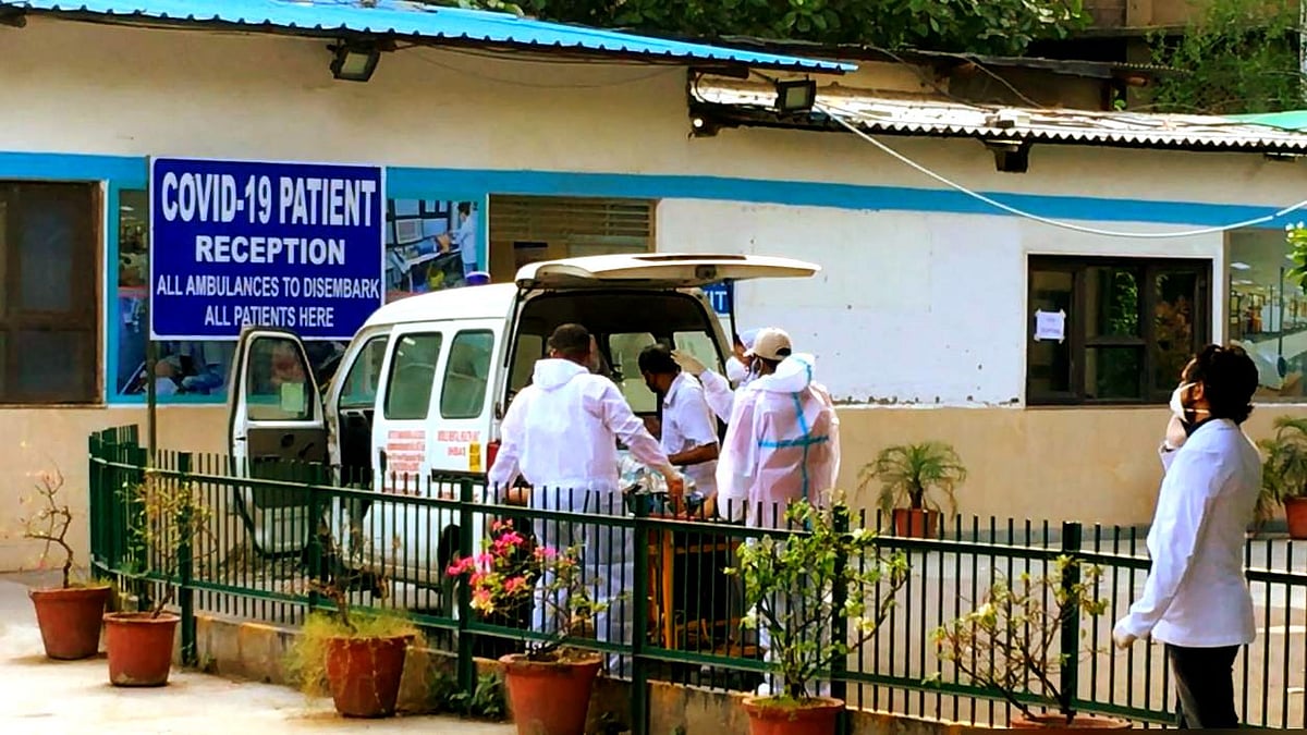 COVID patients complain about lack of information and poor quality of treatment at GTB hospital. 