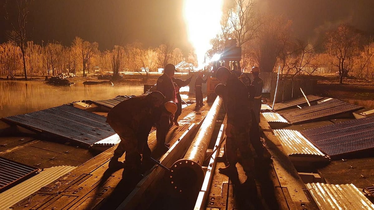 The Indian Army completed the construction of a composite bridge at Well no. 5 of the Baghjan Oil Field in Assam on 22 June.