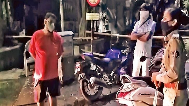 A video of the cop – Sunita Yadav’s argument with the group, has been widely circulated on social media.