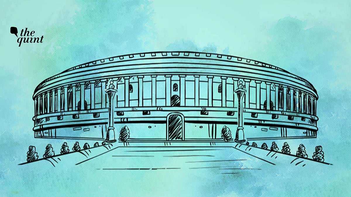 When India came under the rule of the Queen of England, the architecture of the new capital was modified in a manner that expressed Britain’s Imperial mission. 