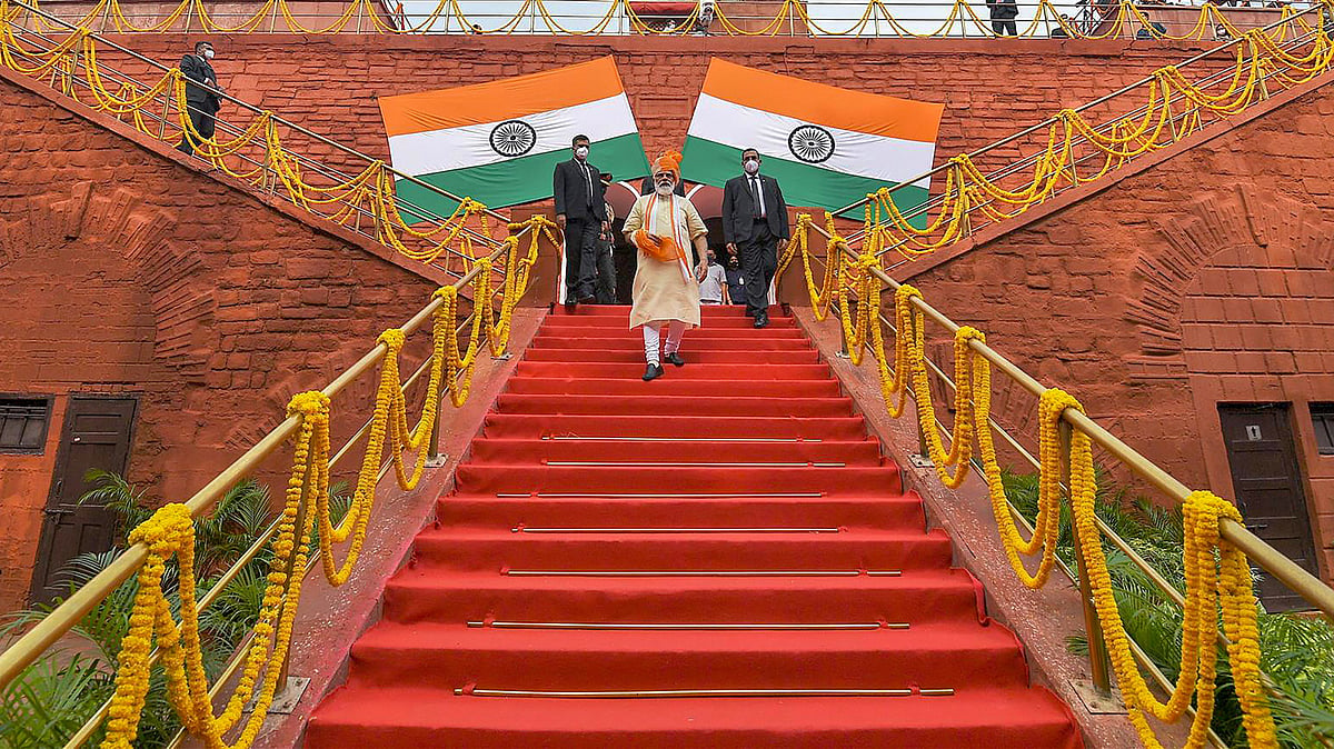 <div class="paragraphs"><p>Archive image of Prime Minister Narendra Modi after addressing the nation on the occasion of 75th Independence Day from the ramparts of Red Fort, in New Delhi, on 15 August 2021.</p></div>