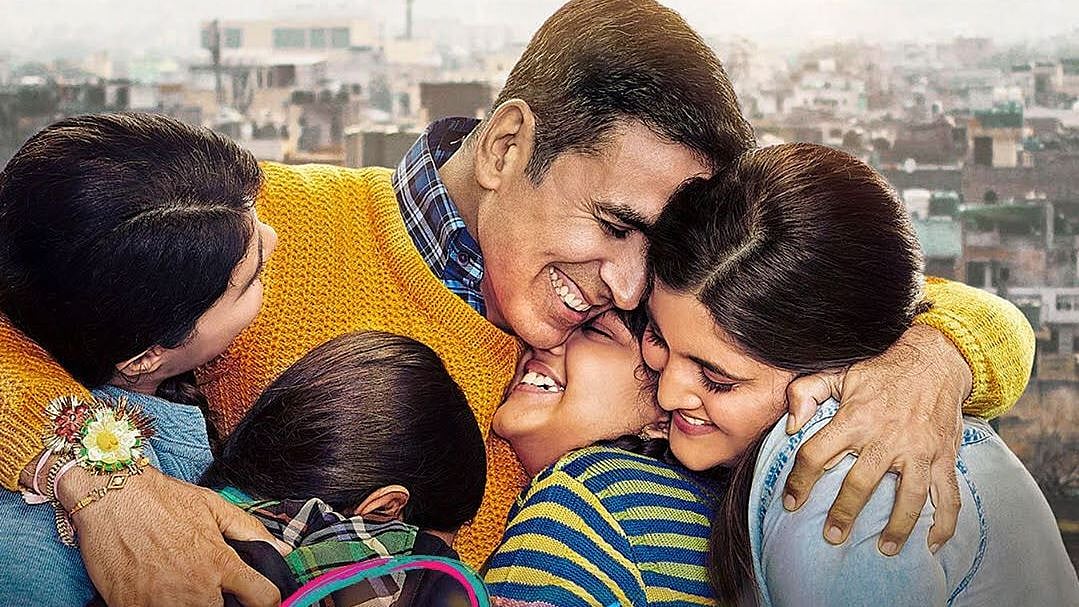 Akshay Kumar in a poster from Raksha Bandhan.