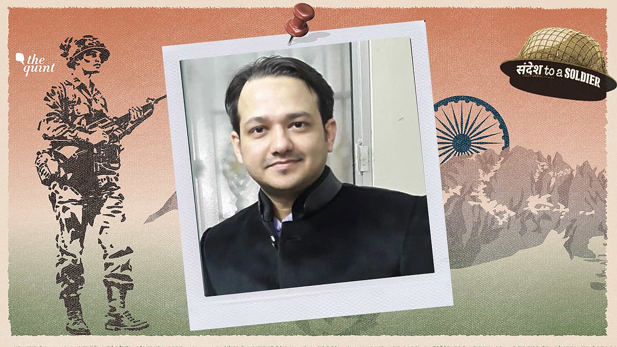 Shaharyaar Kamaal Siddiqui sends a poem in his sandesh to a soldier.