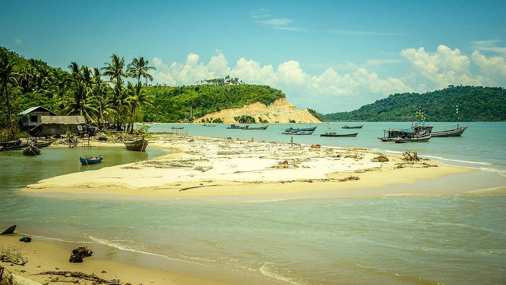 Myanmar’s coastline extending more than 2800 kilometres, conducive to harness wind power.