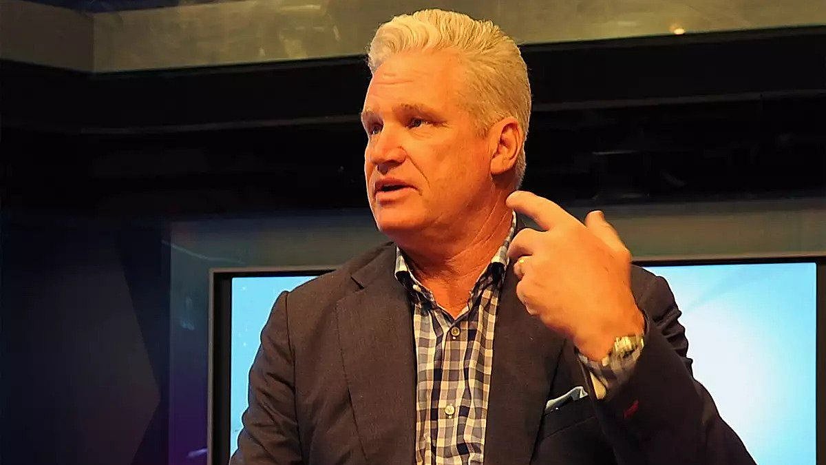 Dean Jones, 59-year old former Australian cricketer, was in Mumbai with the host broadcaster for the IPL.