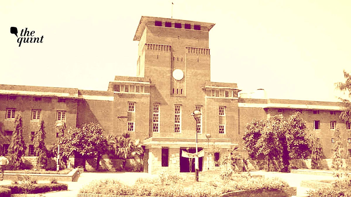 <div class="paragraphs"><p>DU 4th semester exams will be conducted in ABE mode/ Check updates on du.ac.in.</p></div>