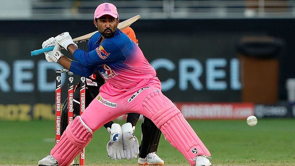 Rajasthan Royals’ all-rounder Rahul Tewatia hit 45* off 28 balls to win the match for his team