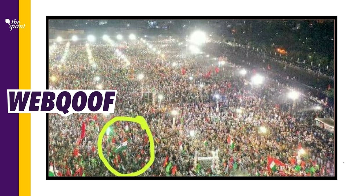 A viral image from  Karachi is doing the rounds on social media with a claim that it shows protesters in the crowd waving the Indian tricolour. 