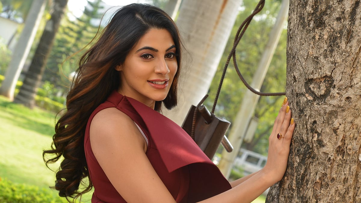 Nikki Tamboli enters <i>Bigg Boss 14</i>.