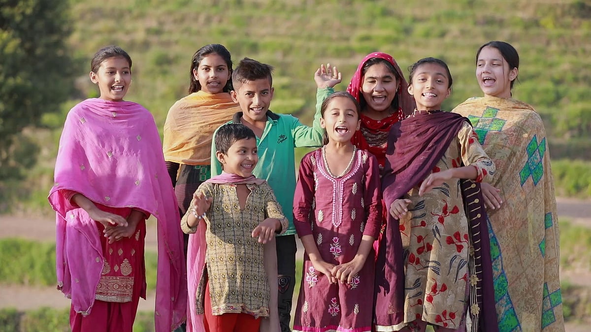 Today, children of Dapana village are able to study online without any interruptions