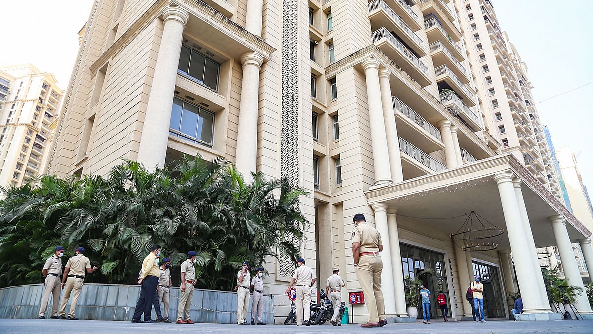 Enforcement Directorate (ED) officials during a raid at the premises of Shiv Sena MLA Pratap Sarnaik in a money laundering case, in Thane.