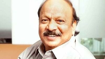 The Central Bureau of Investigation (CBI), on Monday, 23 November, raided the home of former Karnataka Minister Roshan Baig,
