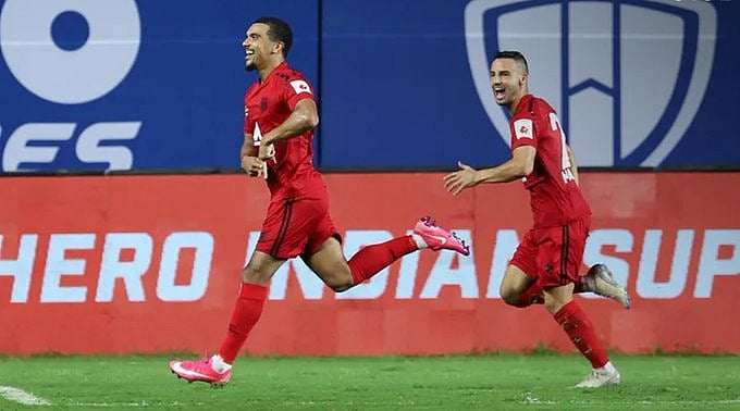Kwesi Appiah celebrates his goal