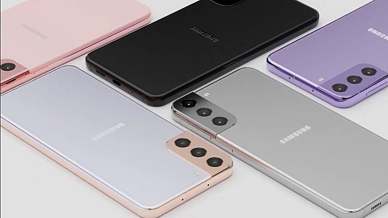 Samsung Galaxy S21 renders, leaked by Twitter user Ice Universe.