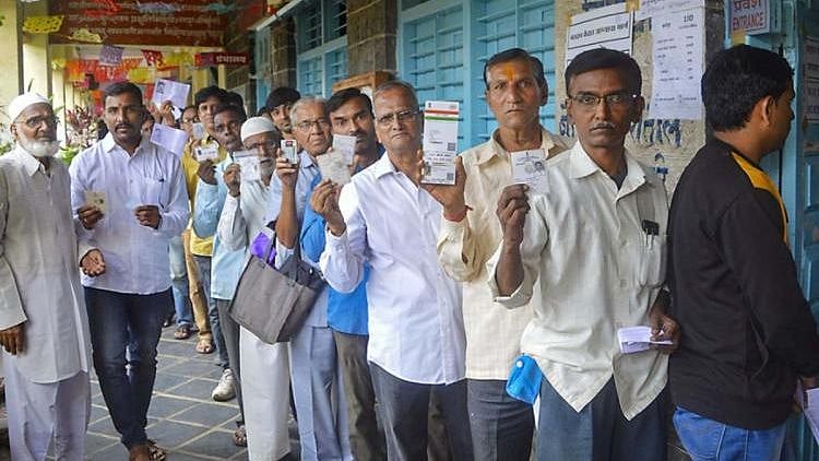 Besides the 150 candidates who win the election, there are also 52 ex-officio members, who also get to vote for the mayor.