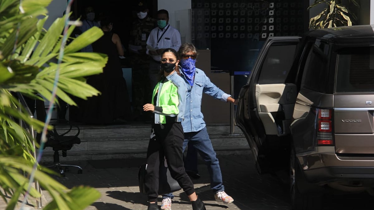 Alia Bhatt leaves for Hyderabad from Mumbai.