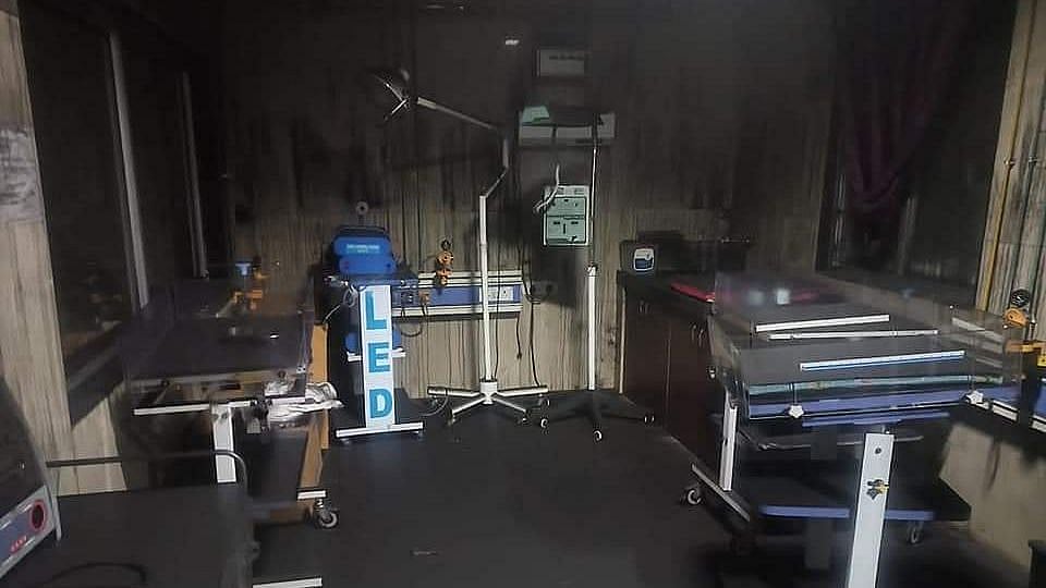 At least ten newborn babies died and seven other were rescued in a fire that broke out in the neonatal ward of Bhandara District General Hospital in Maharashtra on Saturday, 9 January.